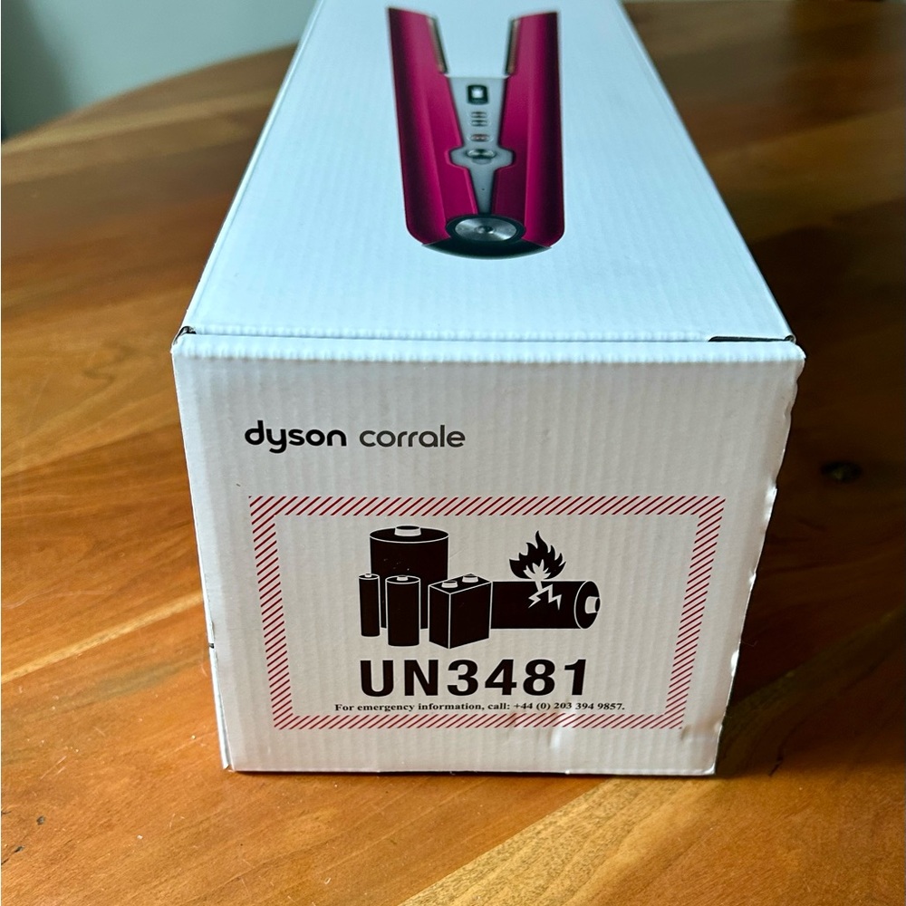 Dyson Corrale Hair Straightener - Vibrant Pink - Picture 4 of 6